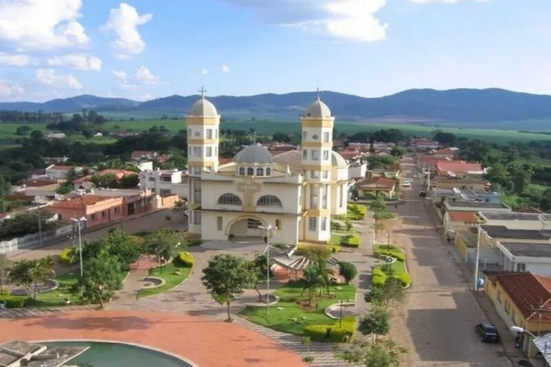 Plataforma do Mérito Lojista em São João Batista do Glória MG
