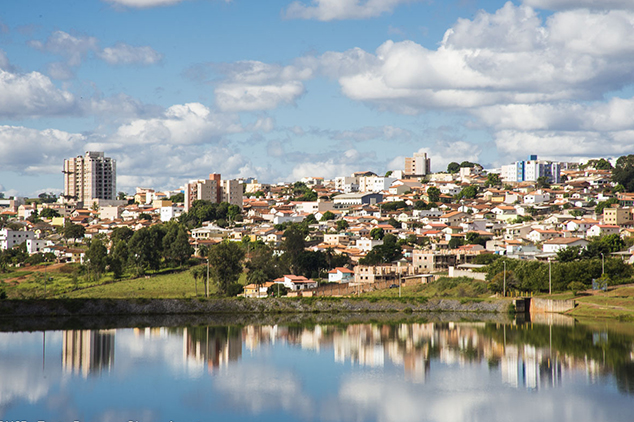Ferramenta de Pesquisa do Mérito para São Gotardo MG