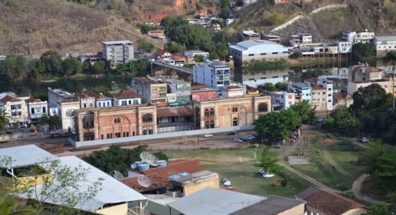 Ferramenta de Reconhecimento Empresarial em Além Paraíba-MG