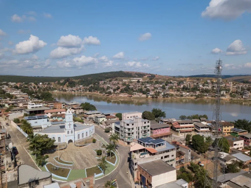 Plataforma de Votação do Mérito Lojista em Ipaba MG